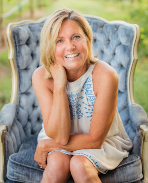 Portrait photo of Tammy O'Laughlin